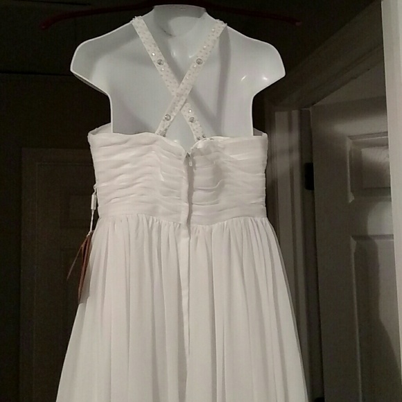 Gown - Picture 2 of 3